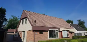 Dak in drie lagen gecoat voor duurzaam resultaat en frisse uitstraling