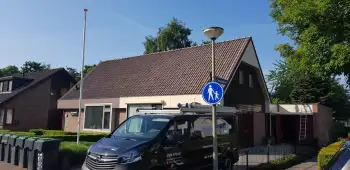 Twee-onder-een-kapwoning voorzien van hoogwaardige dakrenovatie